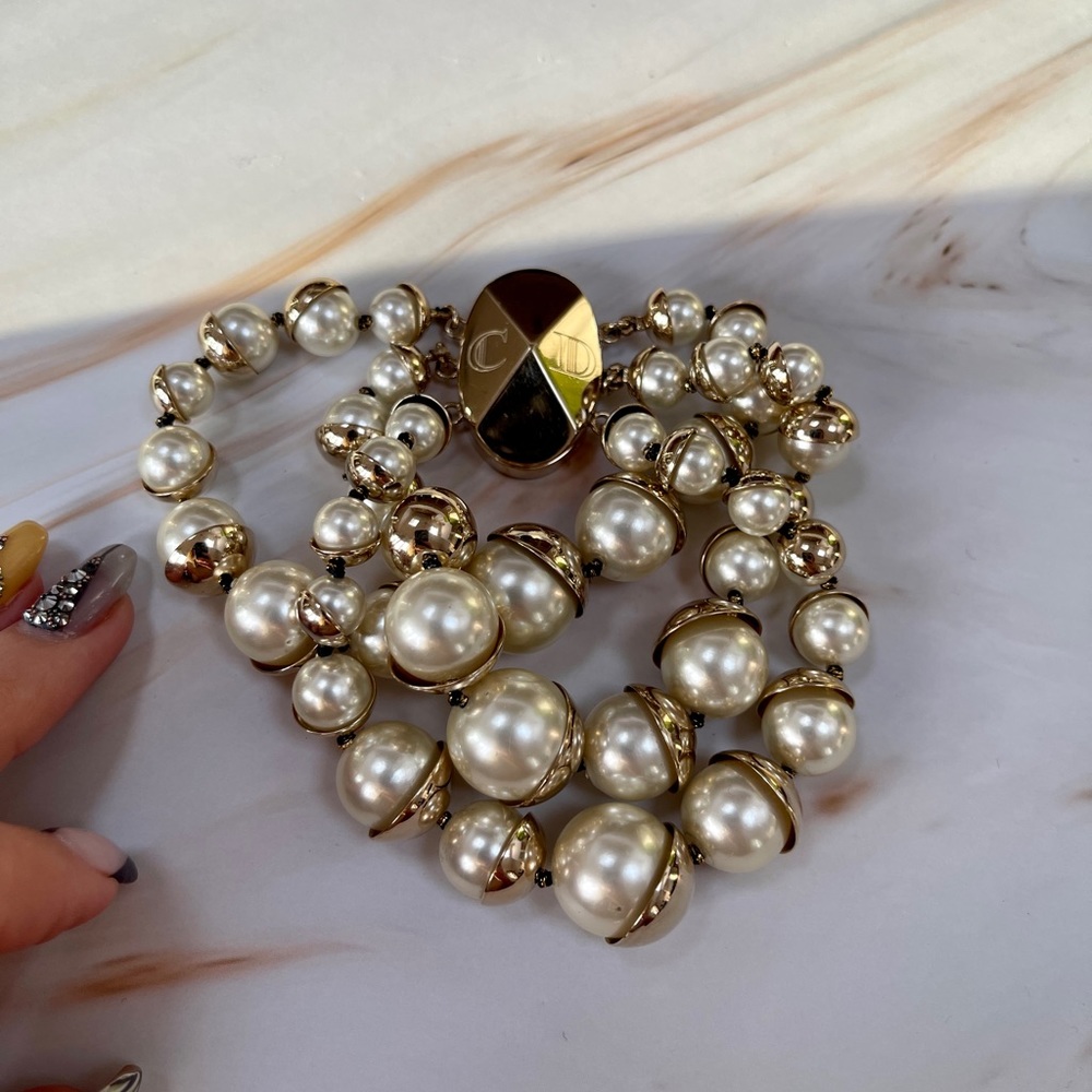 DIOR Triple Strand White Pearl Bracelet 6.5” Wrist